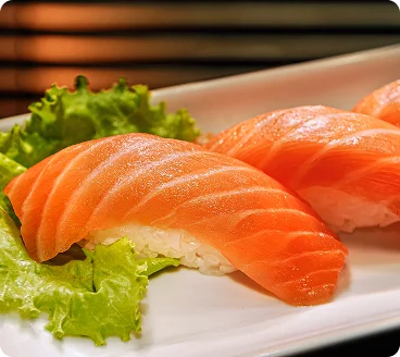Salmon niguiri